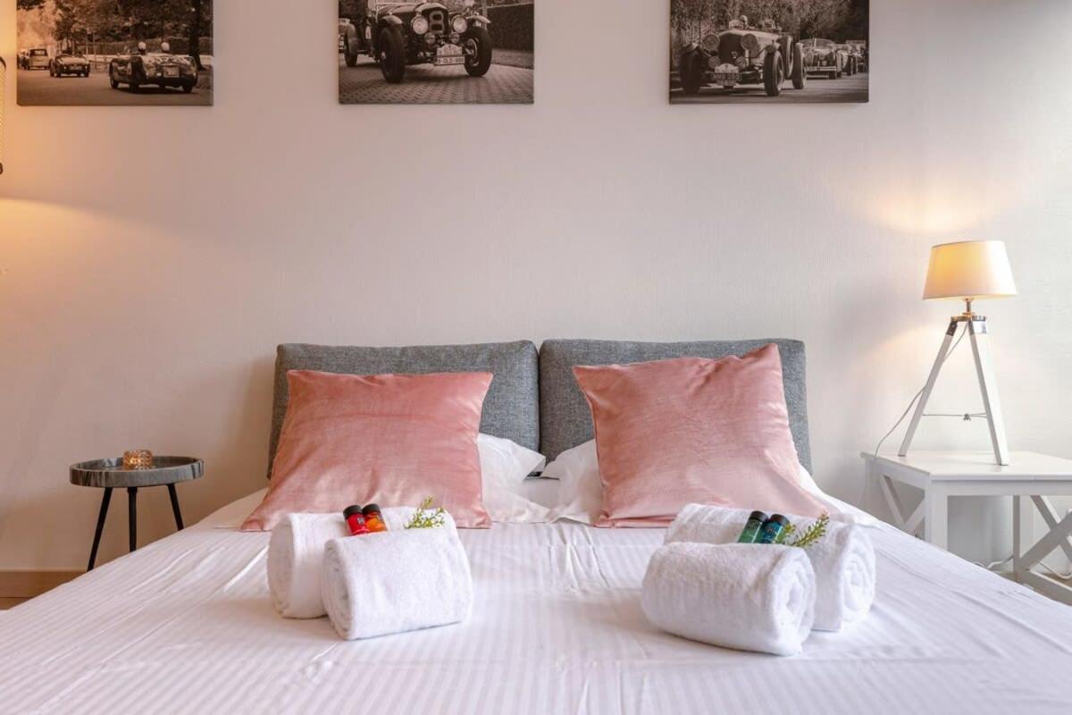 Casiola - Beautiful and spacious studio with side seaview