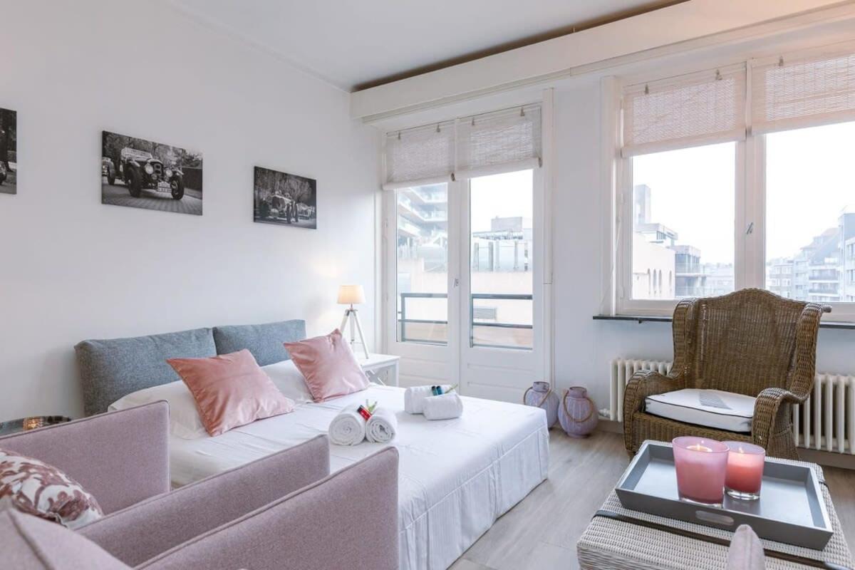 Casiola - Beautiful and spacious studio with side seaview