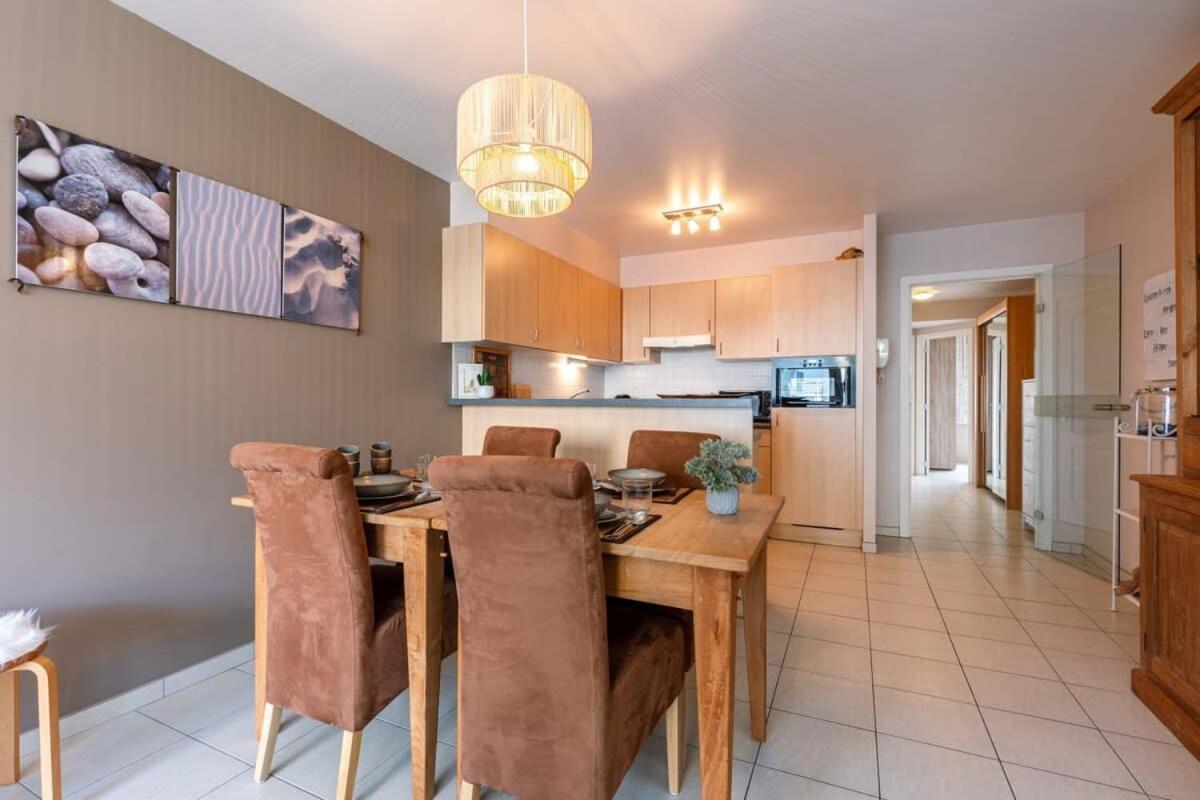 Huswell - Lovely apartment with lateral sea view