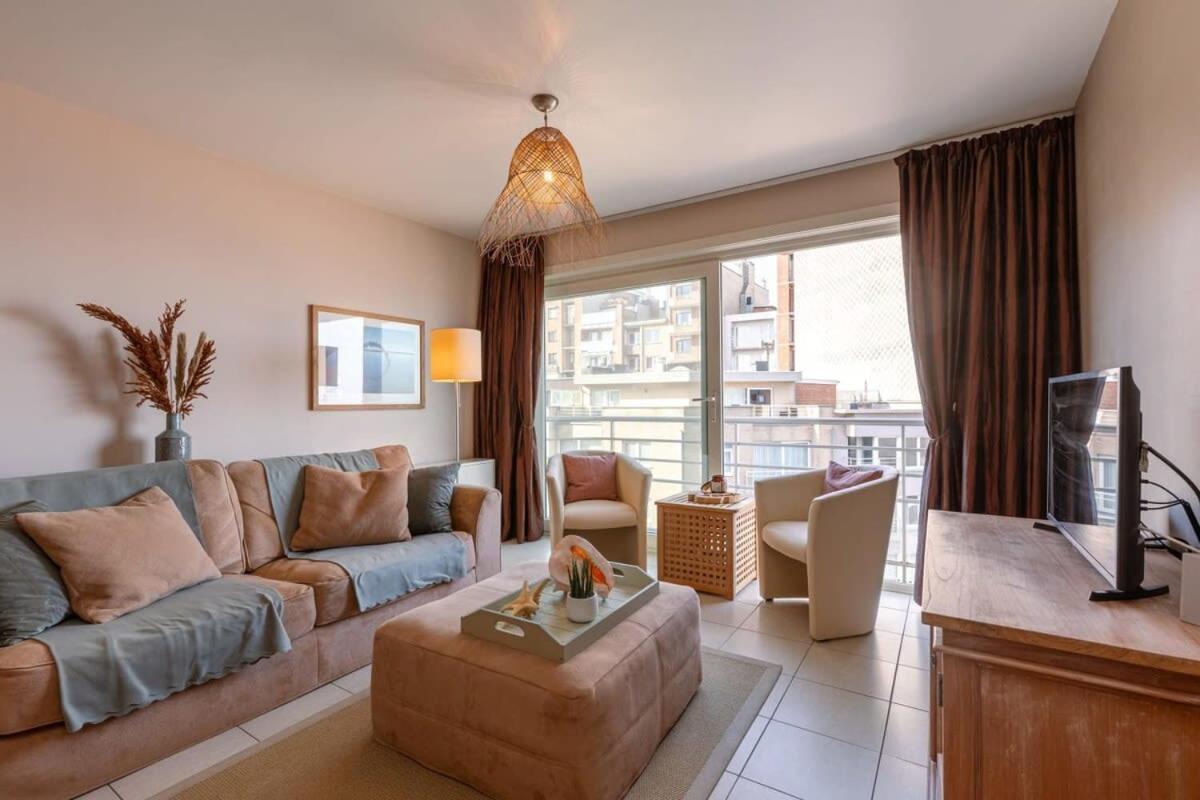 Huswell - Lovely apartment with lateral sea view