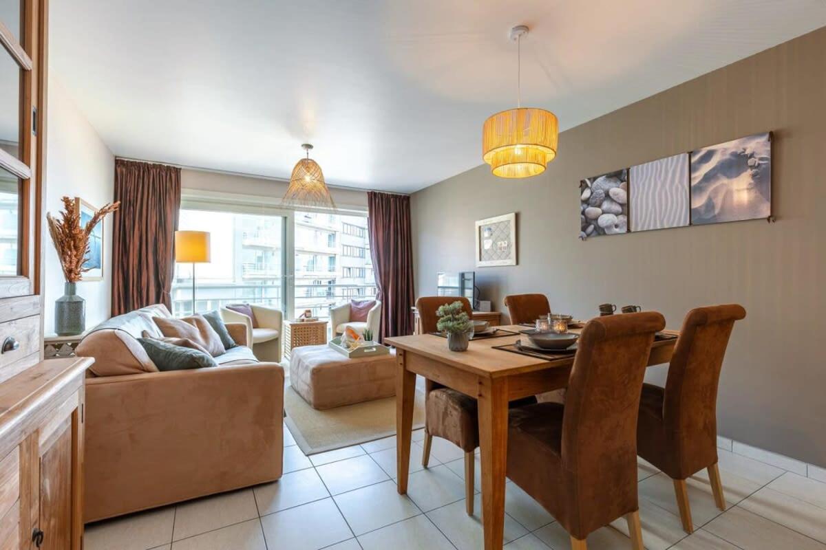 Huswell - Lovely apartment with lateral sea view