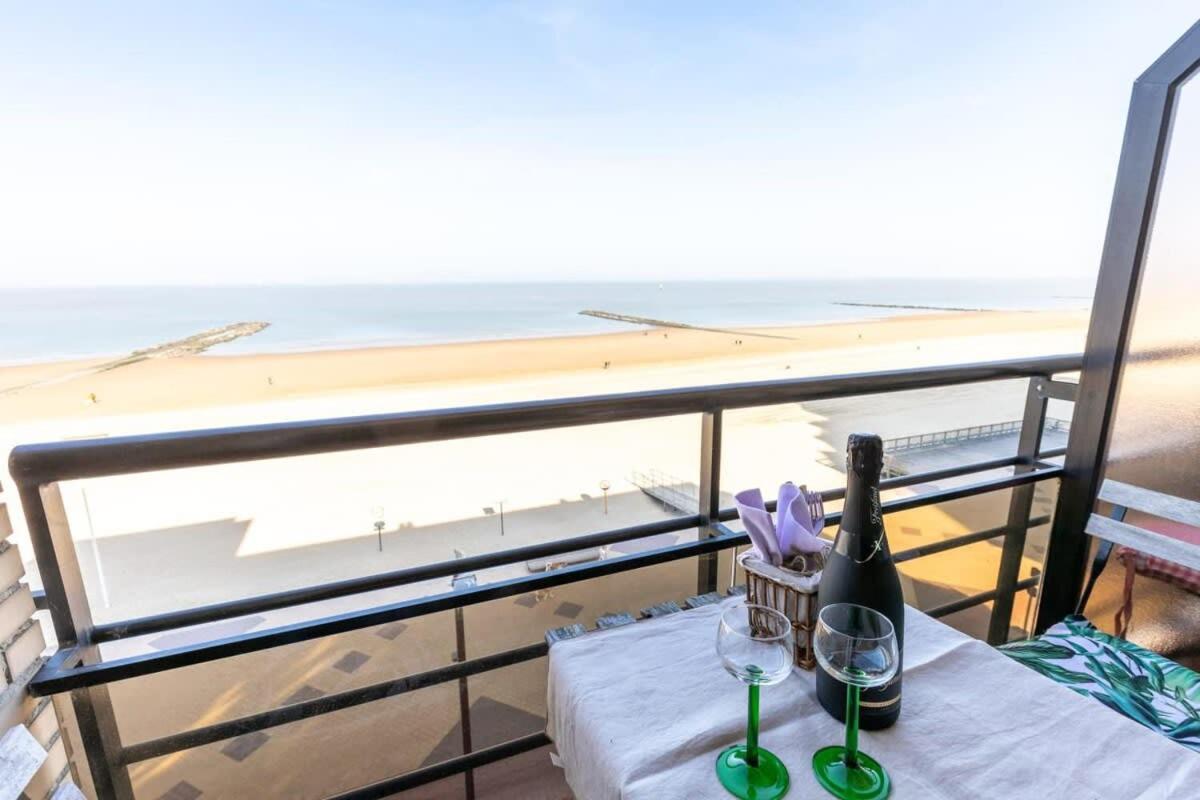 Casiola - Beautiful spacious studio with frontal sea view