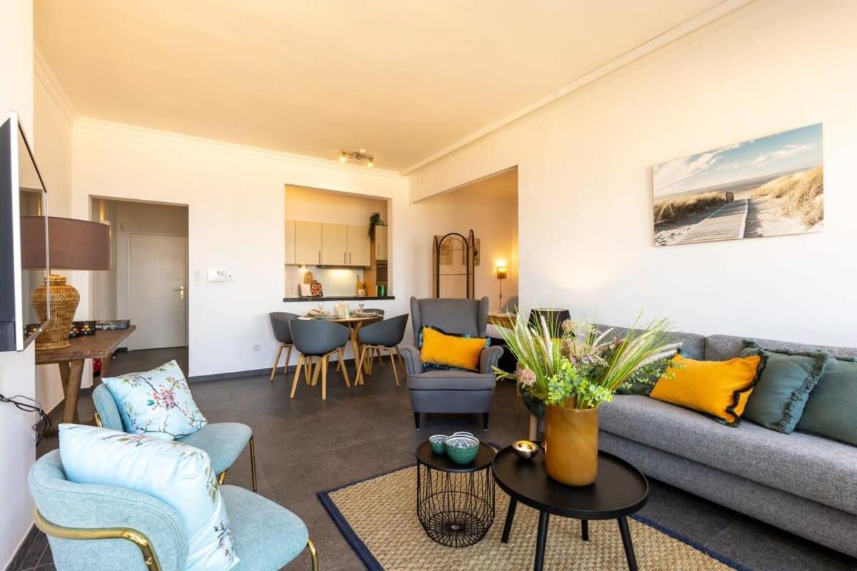 Casiola - Beautiful spacious studio with frontal sea view