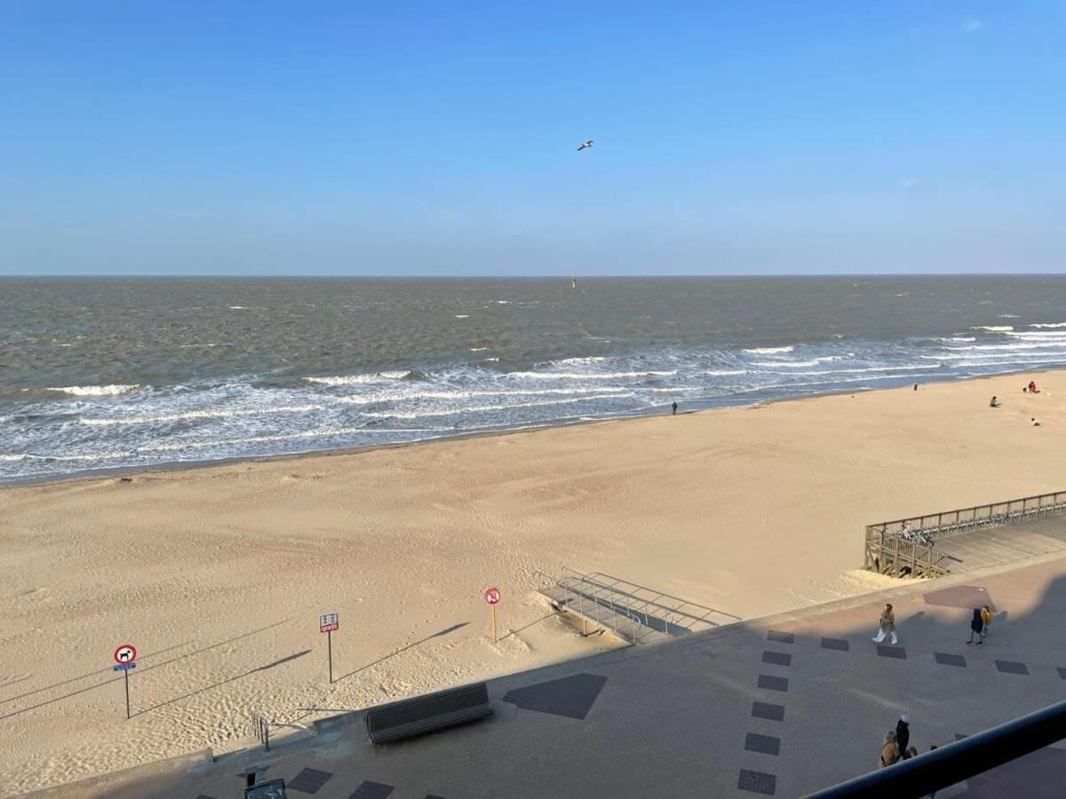 Casiola - Beautiful spacious studio with frontal sea view