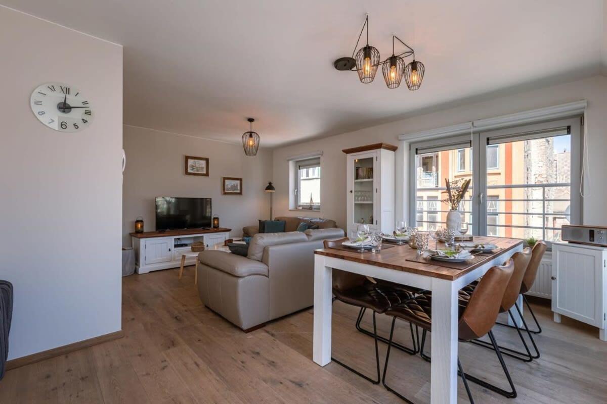 Huswell - Centrally located apartment with sunny terrace view 2