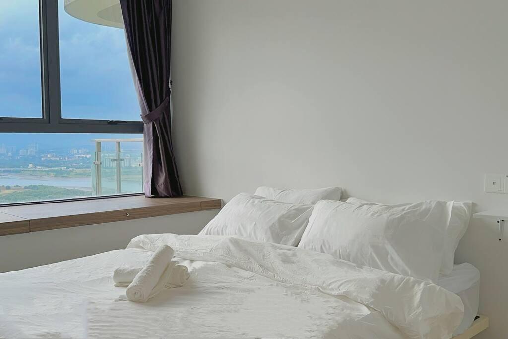 OceanVista Oasis: Seaview Haven 2 Bedroom【Netflix】
