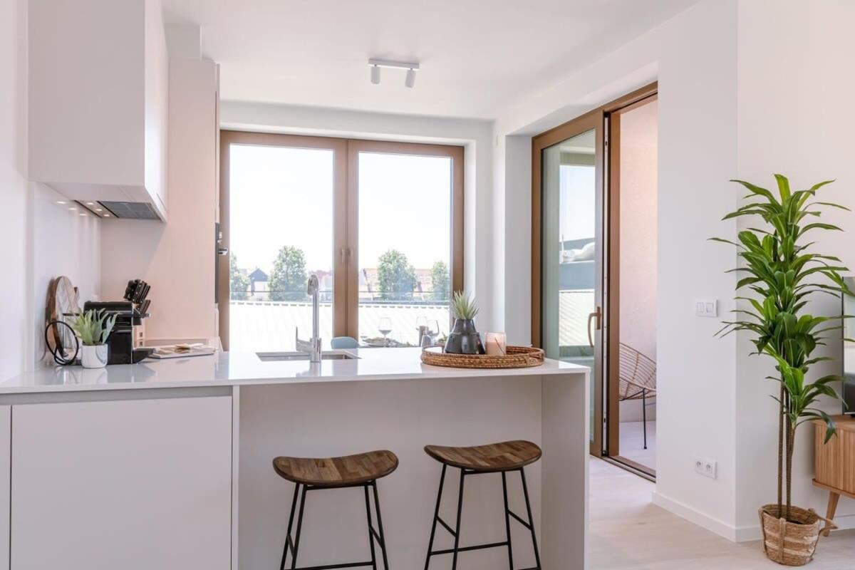 Huswell - Stylish apartment with terrace near the beach view 3