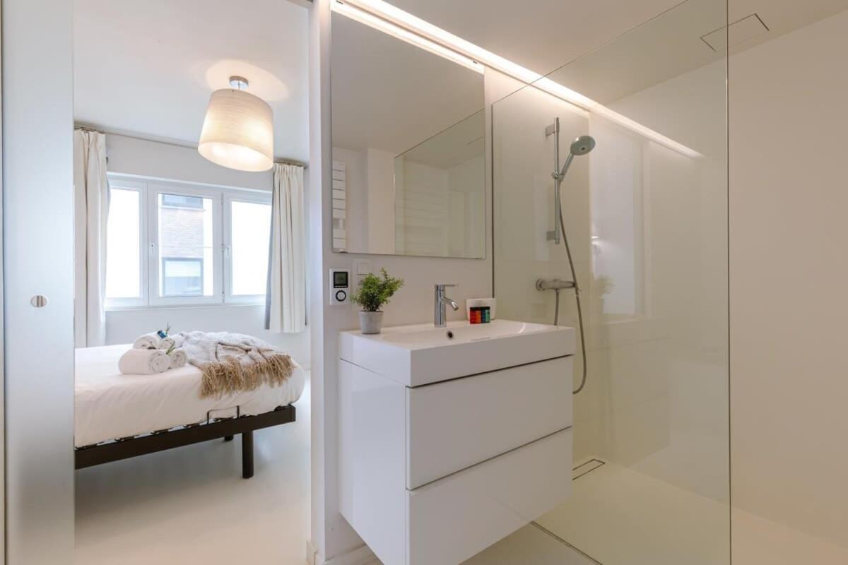 Pleasant Apartment for Families close to the beach view 4