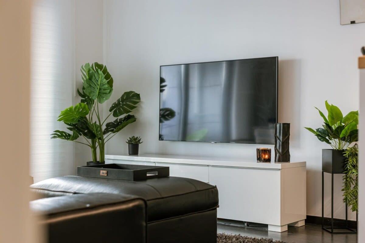Modern apartment near the beach