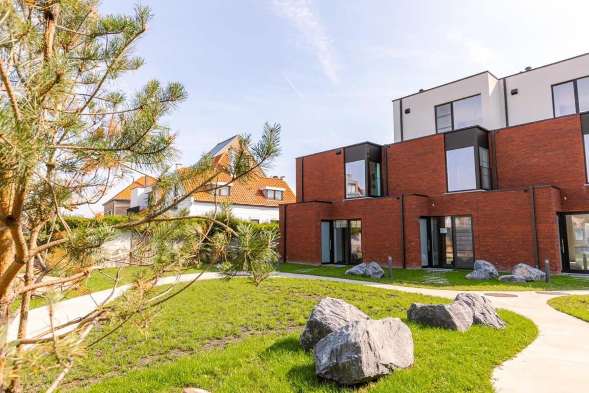 Family-Friendly House with sunny terrace and garden