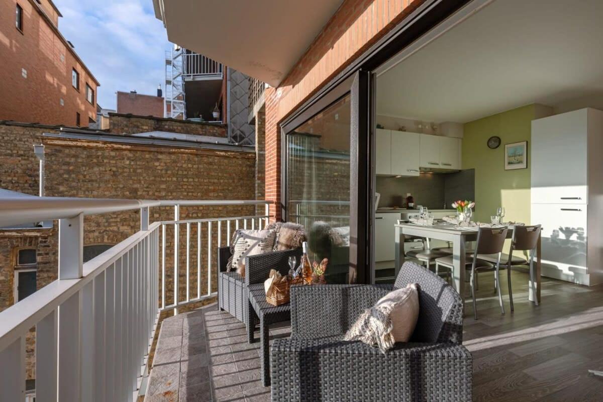 Charming studio with terrace nearby the beach