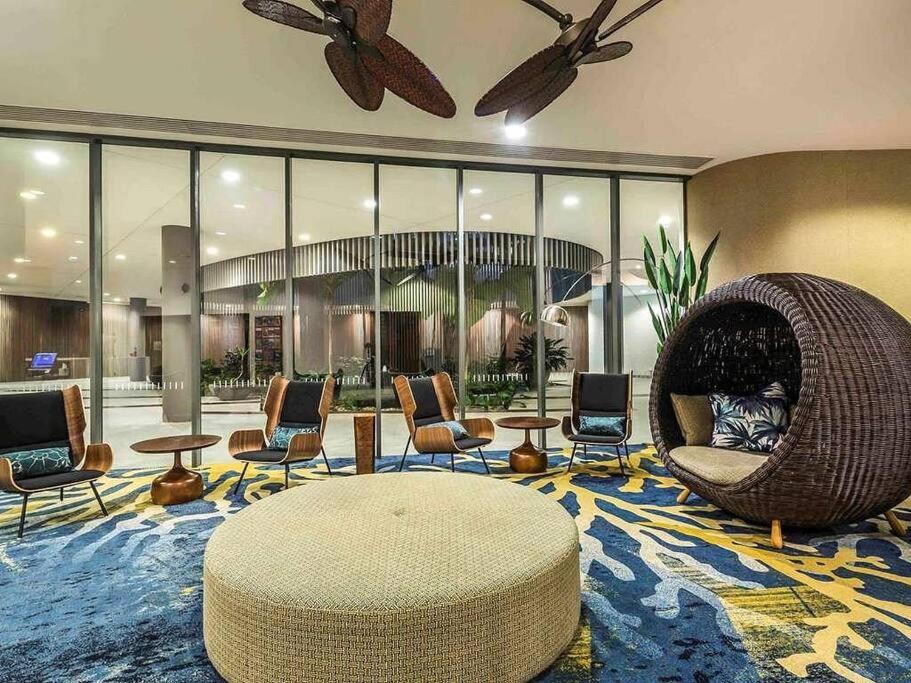 Stunning Waterfront Apartment in 5-star Complex