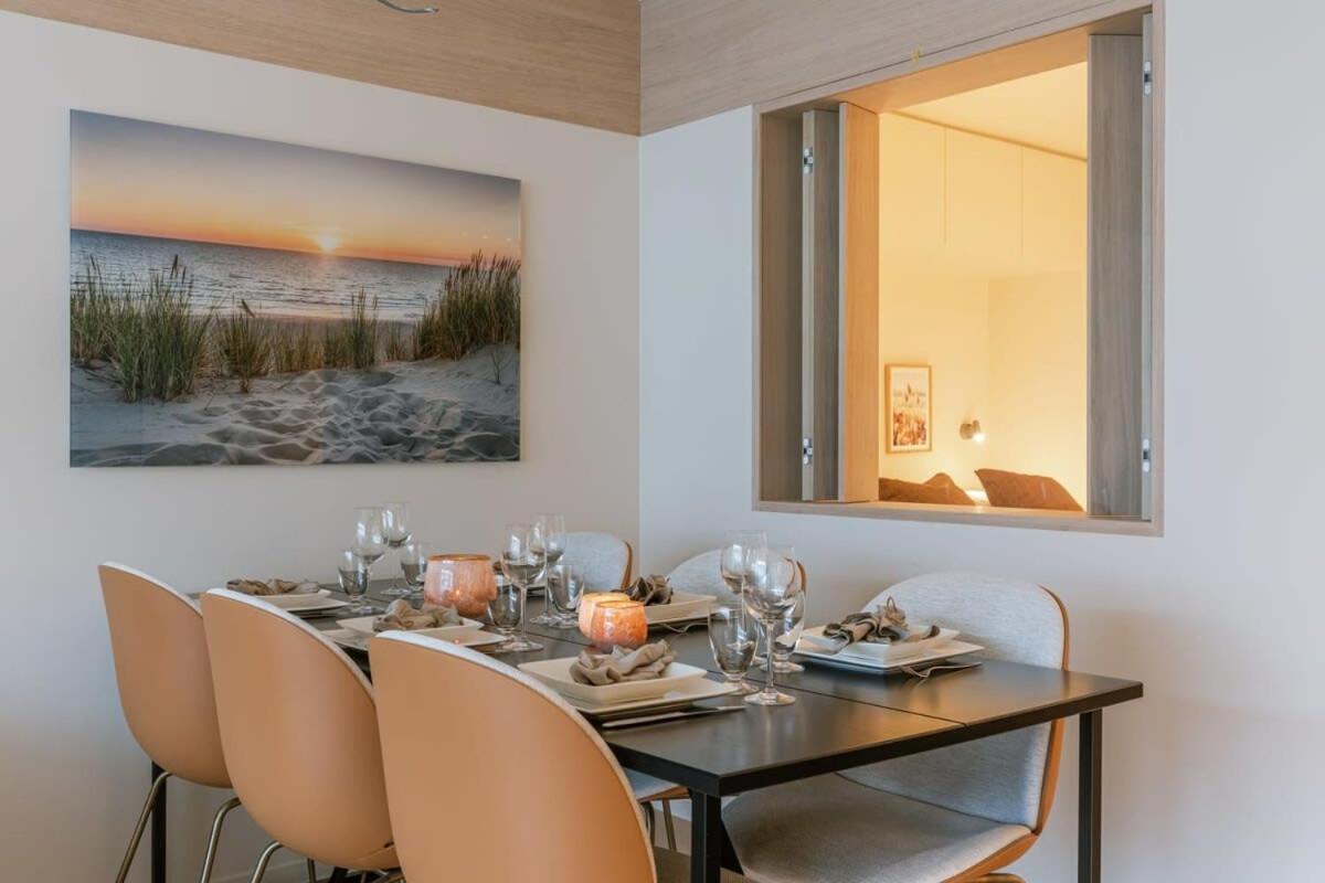 Luxurious two bedroom near the sea