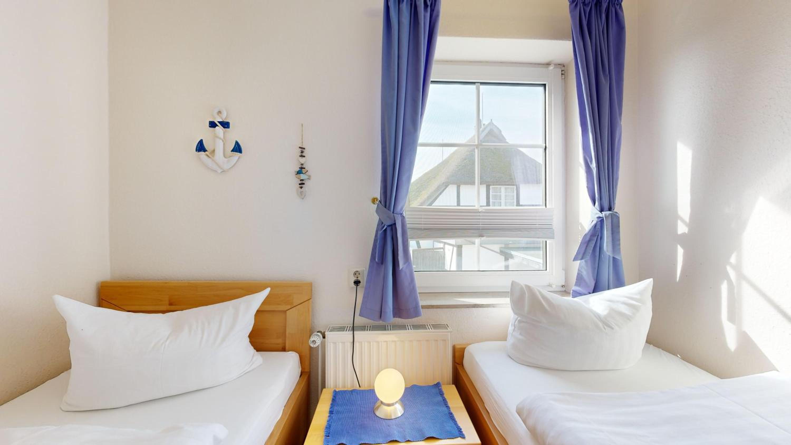 Ferienhaus Möwe, 2 Schlafzimmer, Balkon in Lancken Granitz