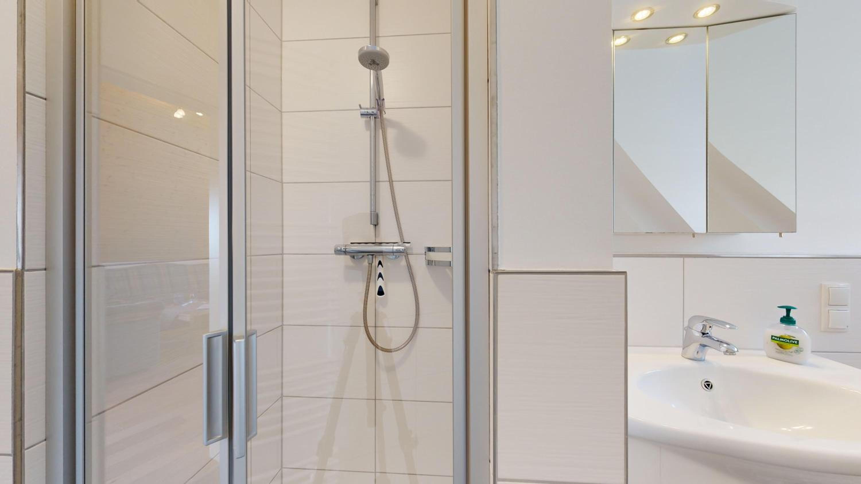 Ferienhaus Möwe, 2 Schlafzimmer, Balkon in Lancken Granitz