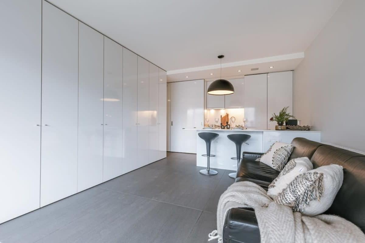 Modern apartment in centre of Knokke