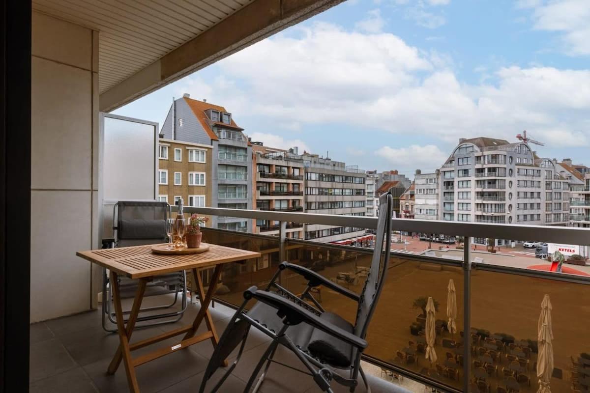 Modern apartment in centre of Knokke