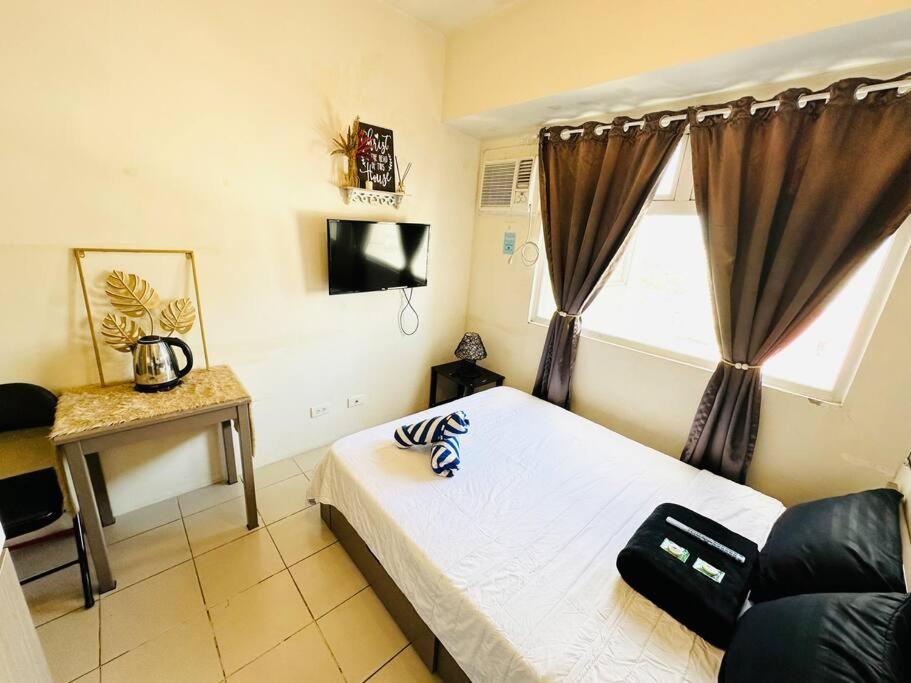 Great View@Fully Equipped Condo w/ WiFi NETFLIX @the Metro view 2