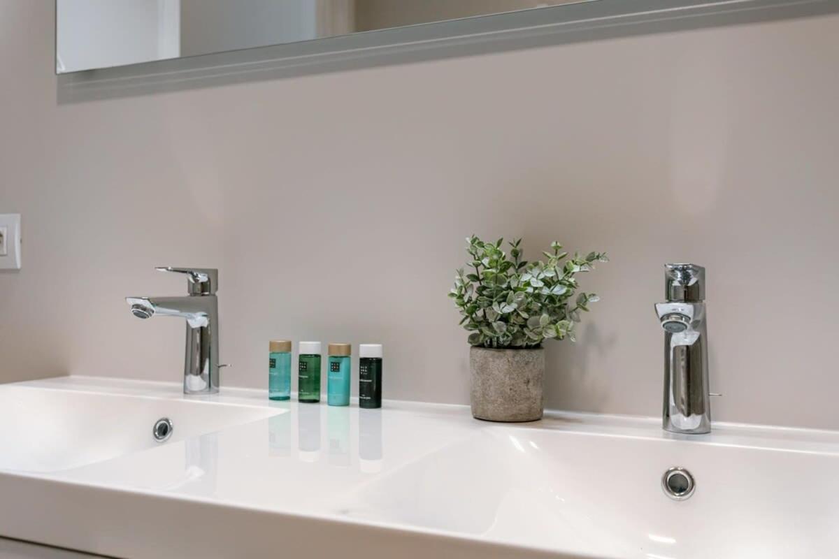 Bright apartment near the beach
