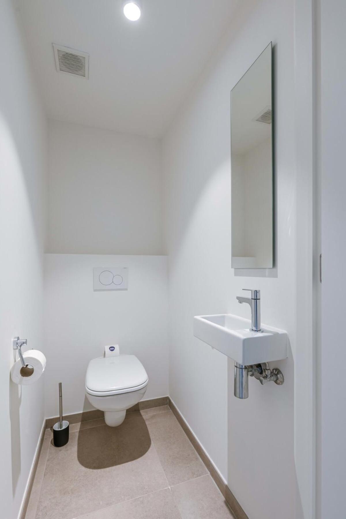 Bright apartment at the harbor of Ostend