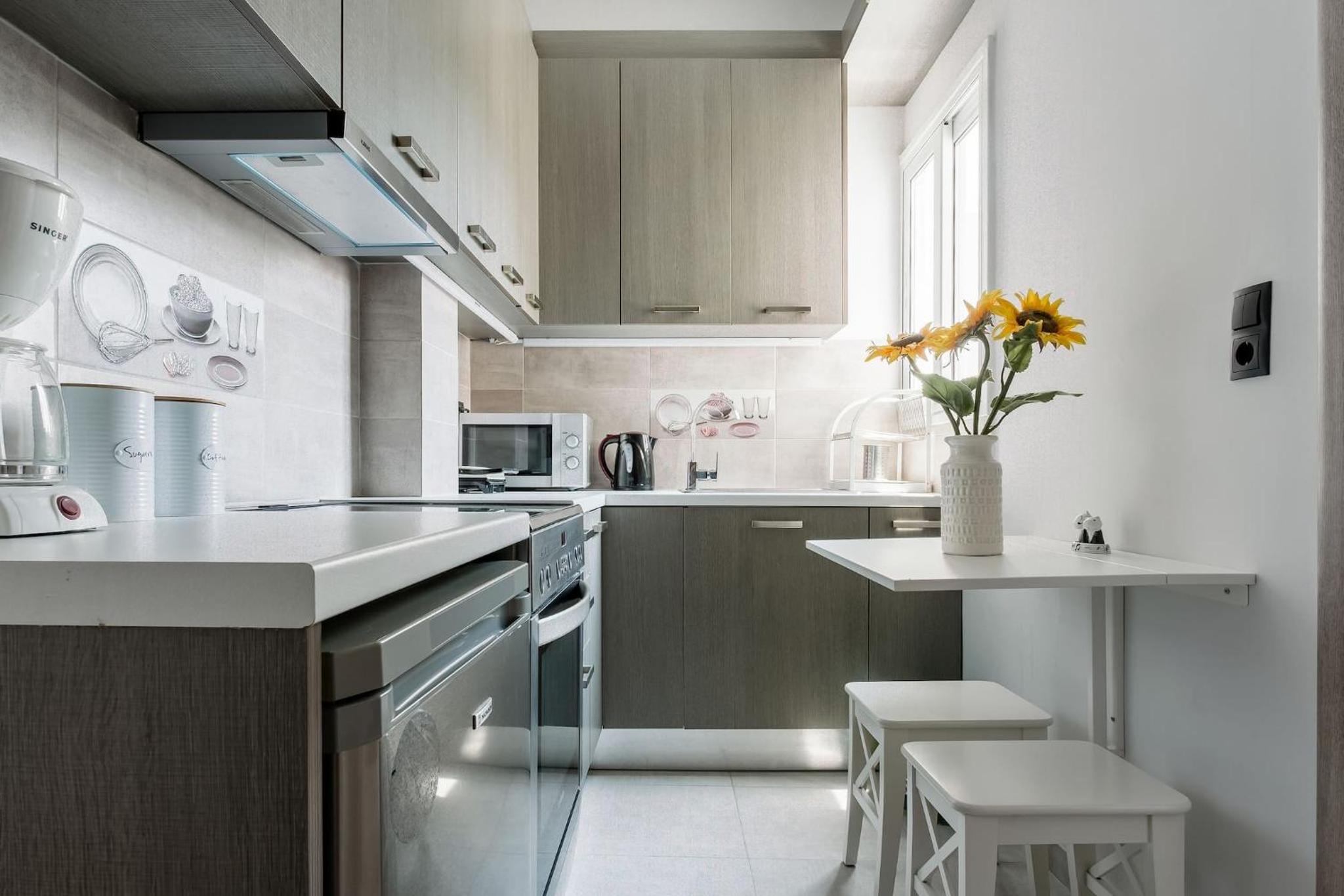 Romantic Love-Nest Studio Near Acropolis & Metro