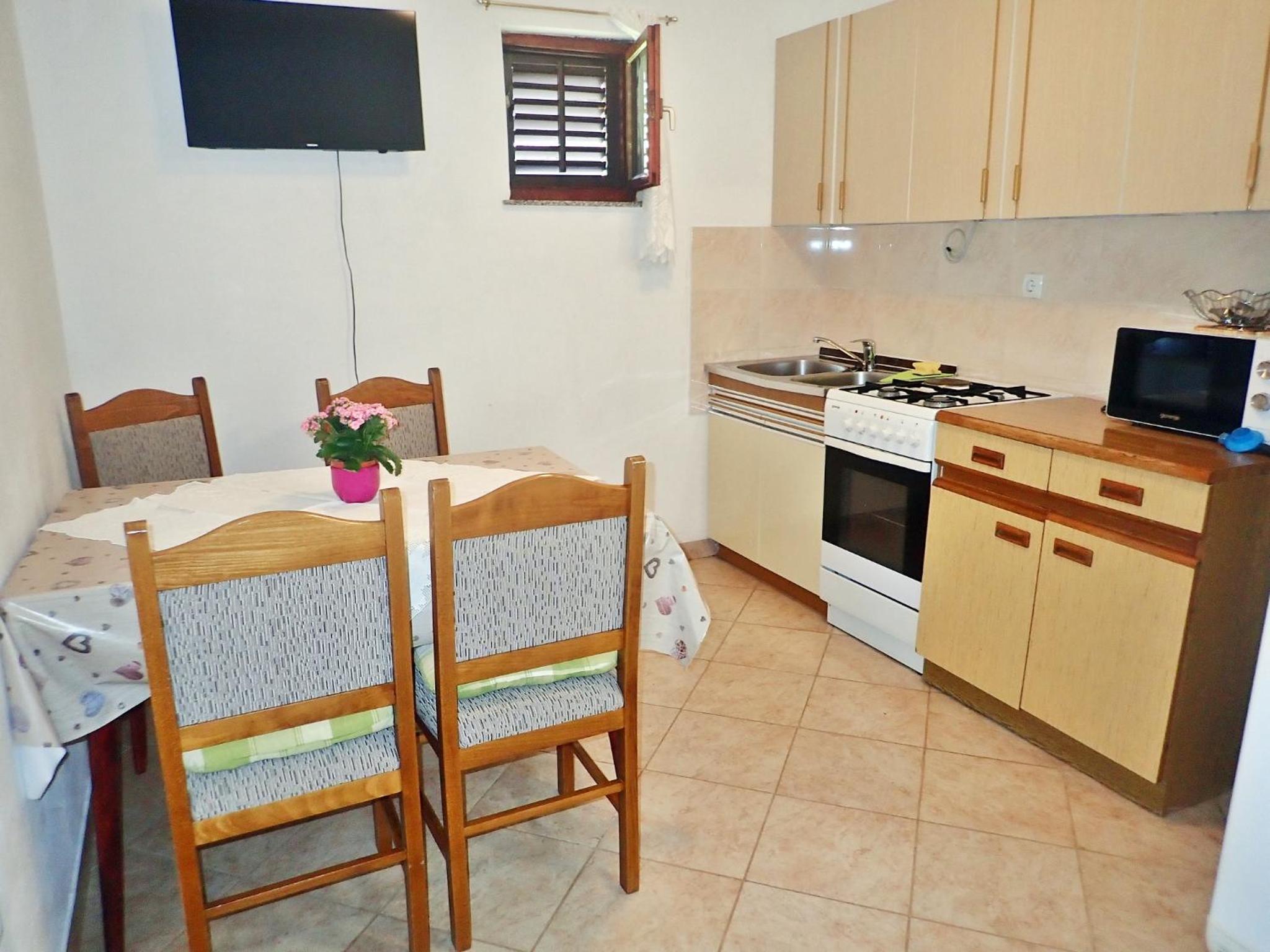 Apartmani Katica-u blizini plaže "Pisak" view 5