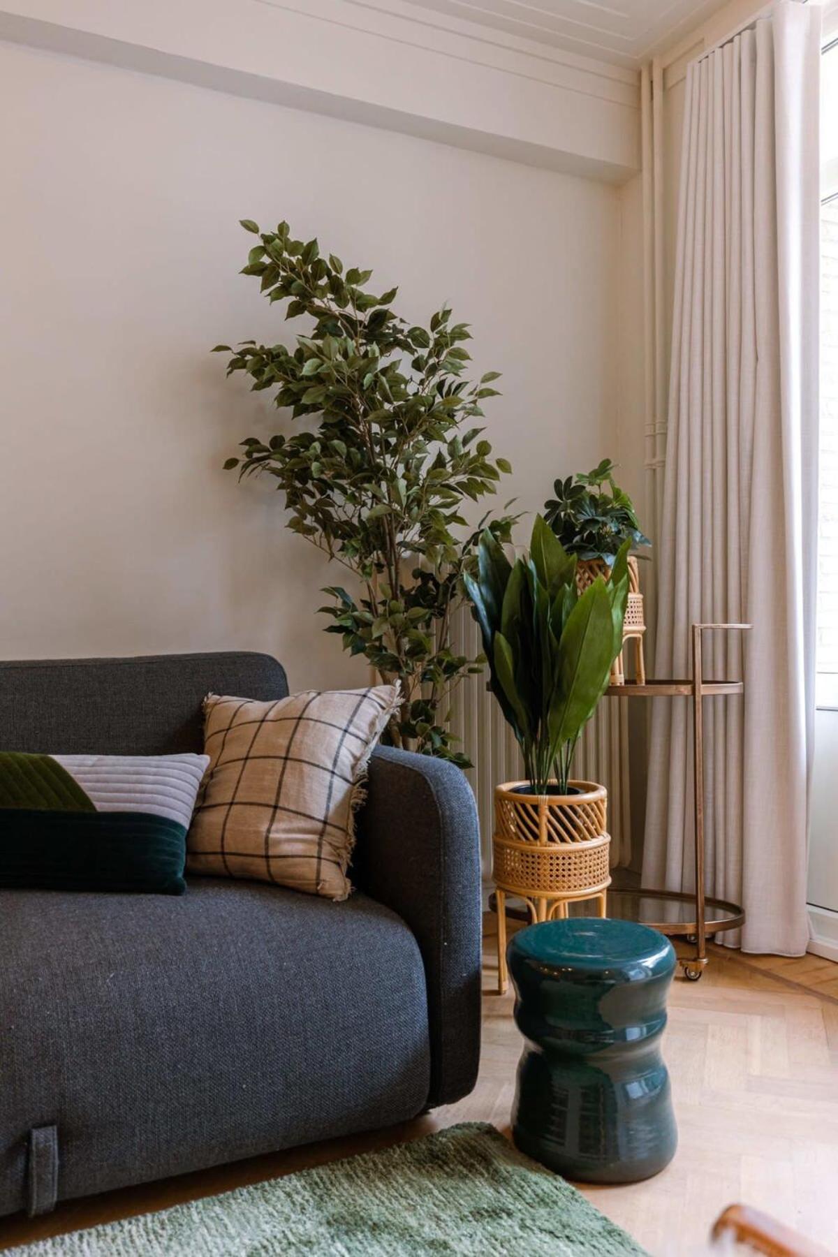 Huswell - Warm & cozy lateral seaview apartment