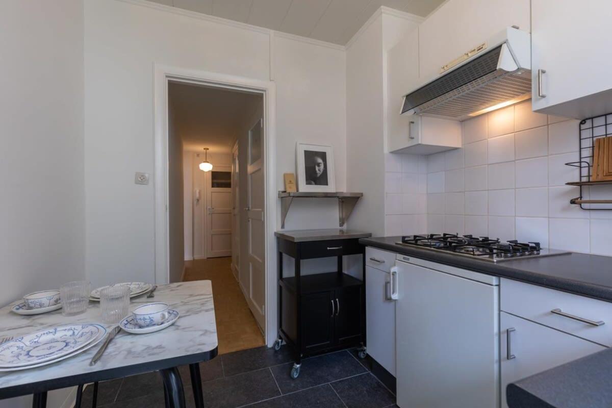 Huswell - Warm & cozy lateral seaview apartment