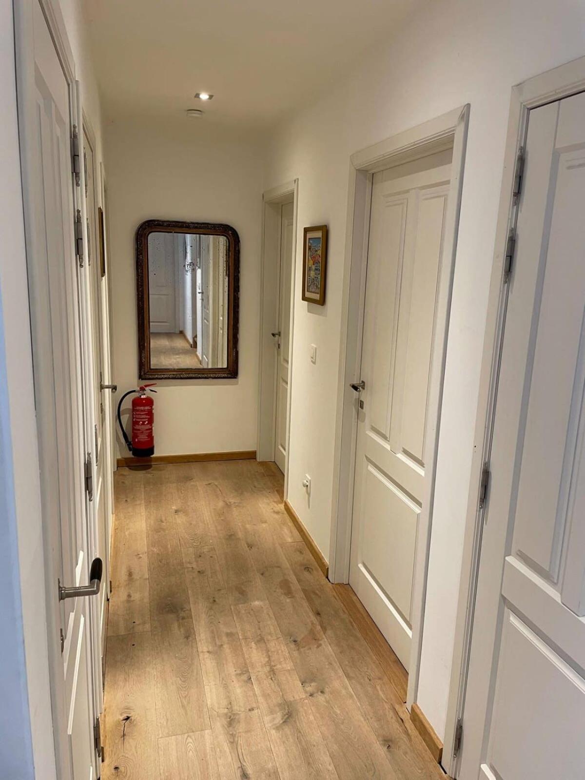 Huswell - Two guest-rooms in stylish villa - free bikes