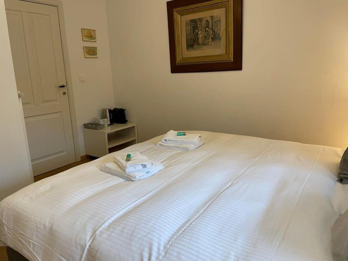 Huswell - Two guest-rooms in stylish villa - free bikes