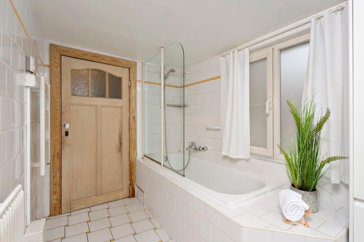 Huswell - Charming town house in historic center of Bruges