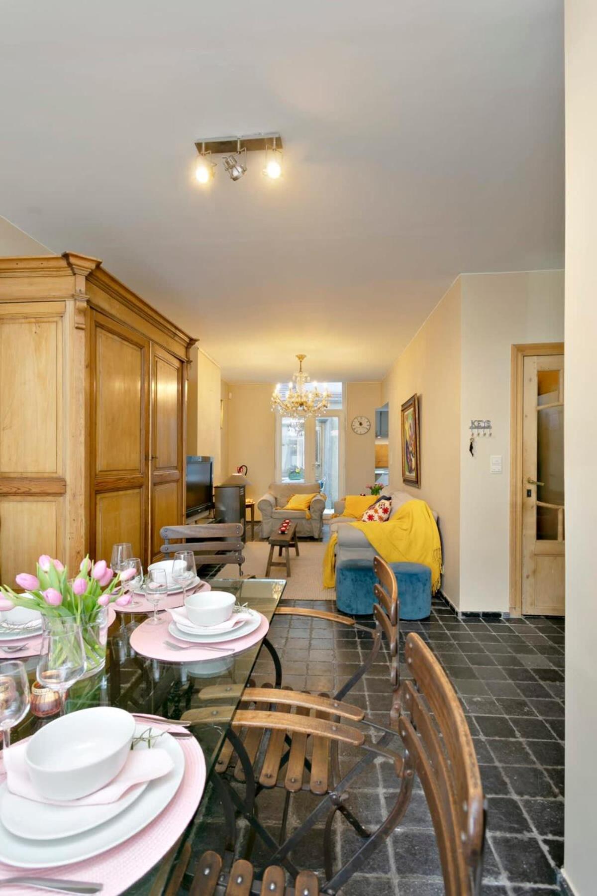 Huswell - Charming town house in historic center of Bruges