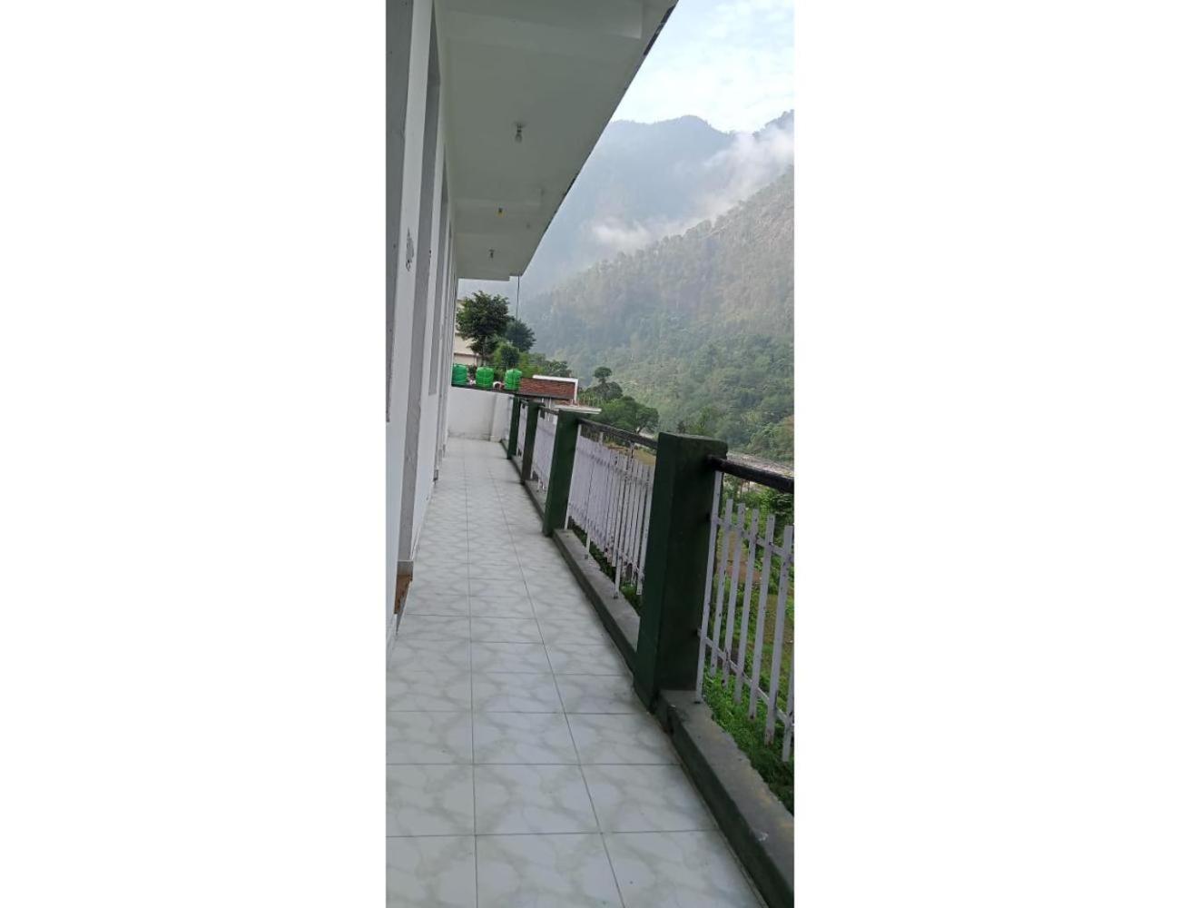 Photo 21