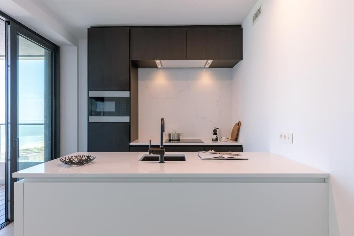 Beautiful new apartment with a stunning view view 2