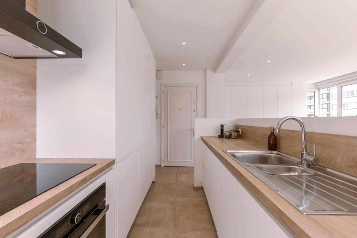 Casiola - Bright modern apartment close to the casino view 3