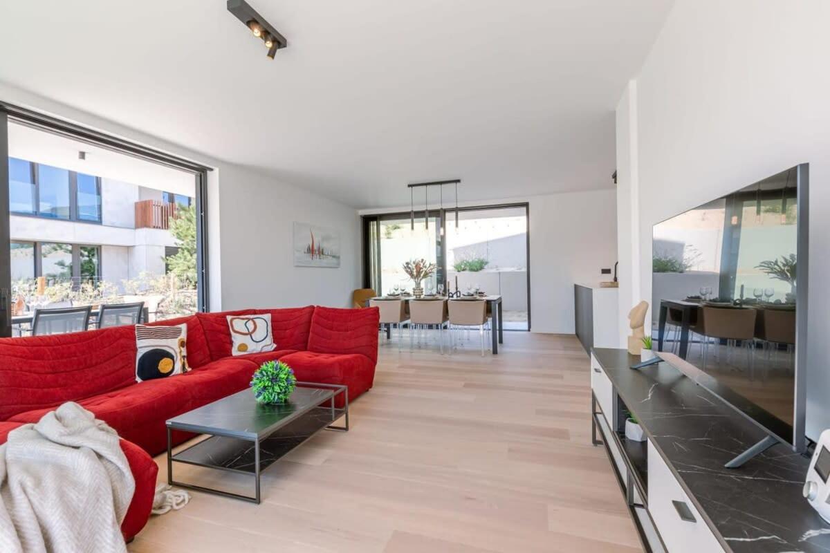Beautiful & ultramodern apartment in Oostduinkerke