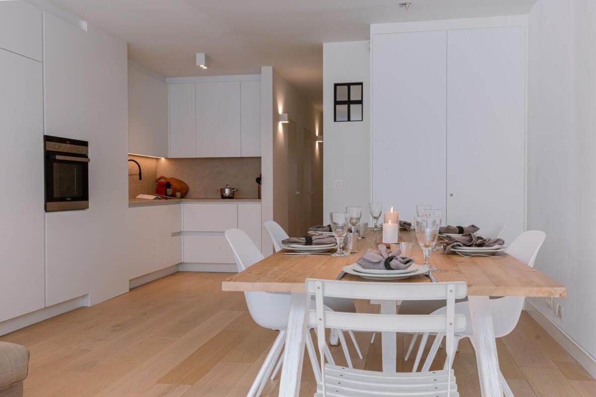 Spacious two bedroom apartment in Knokke view 2