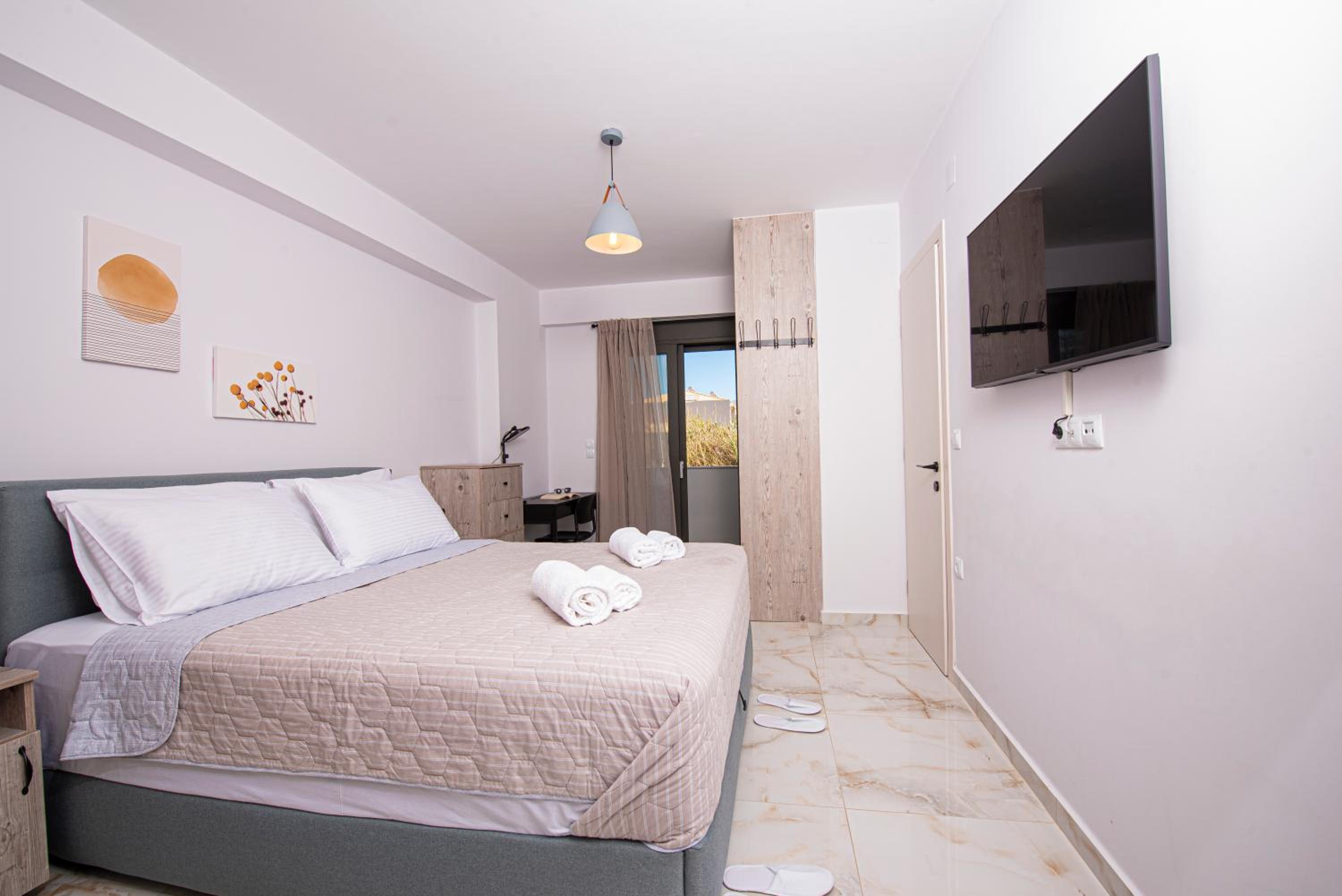 Poem city family apartment in Lefkada town photo 2