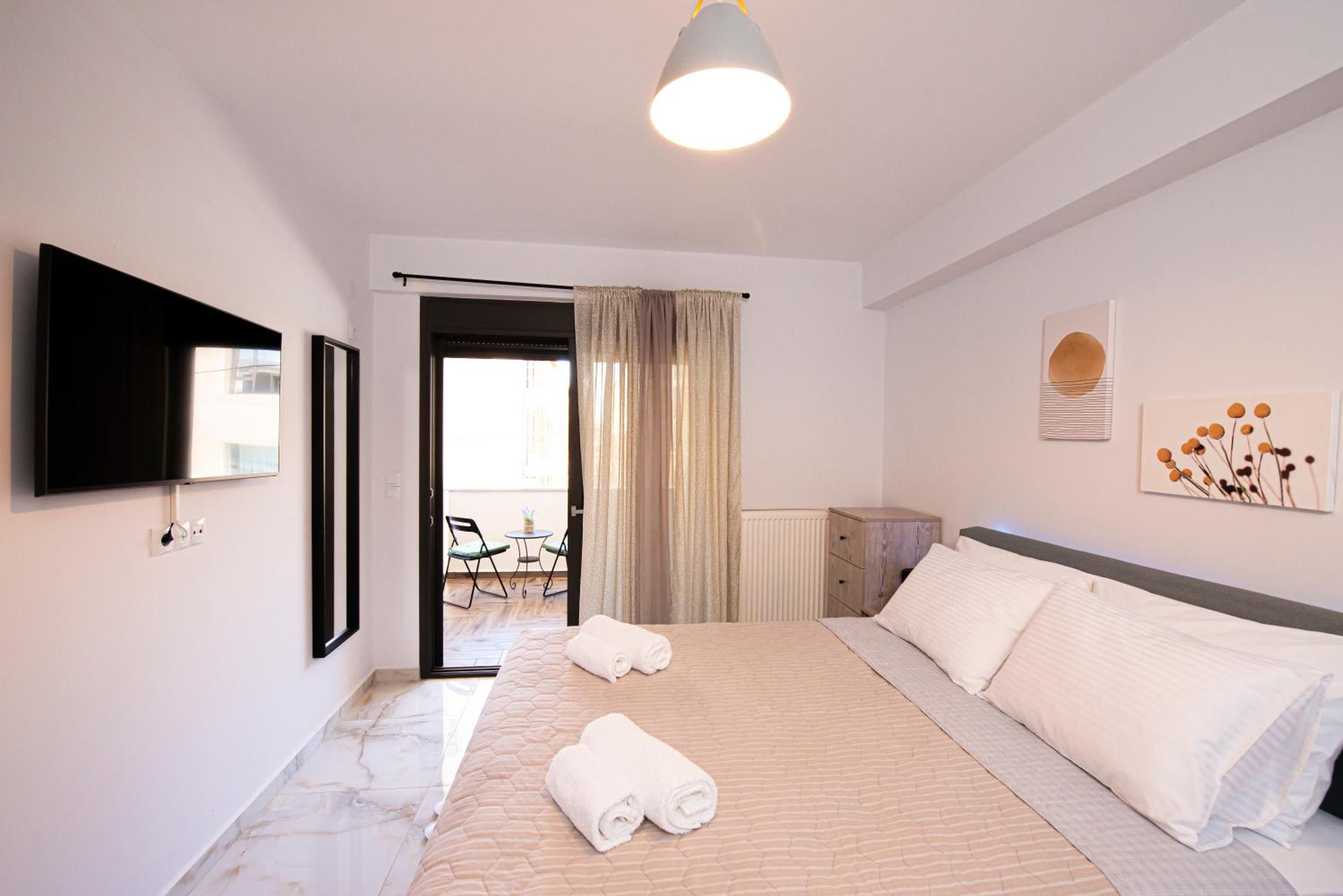 Poem city family apartment in Lefkada town photo 4