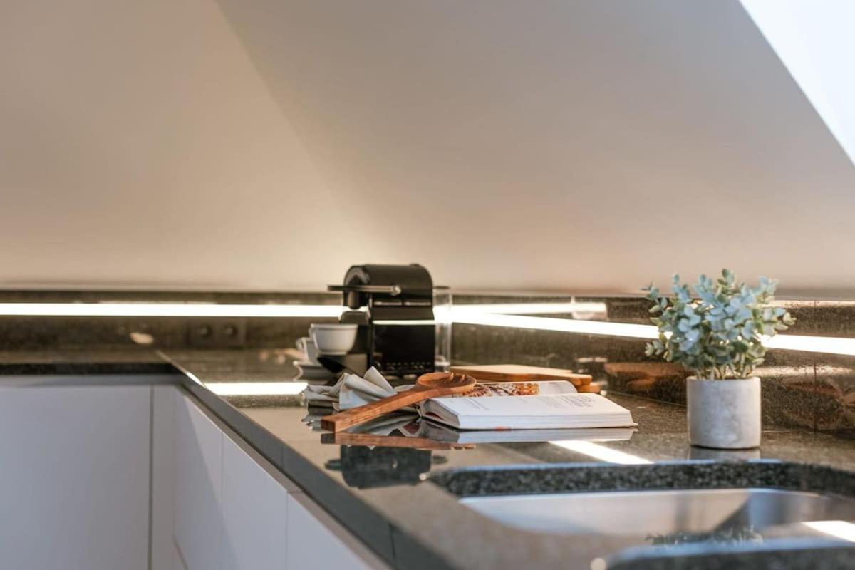 Huswell - Luxurious apartment with parking