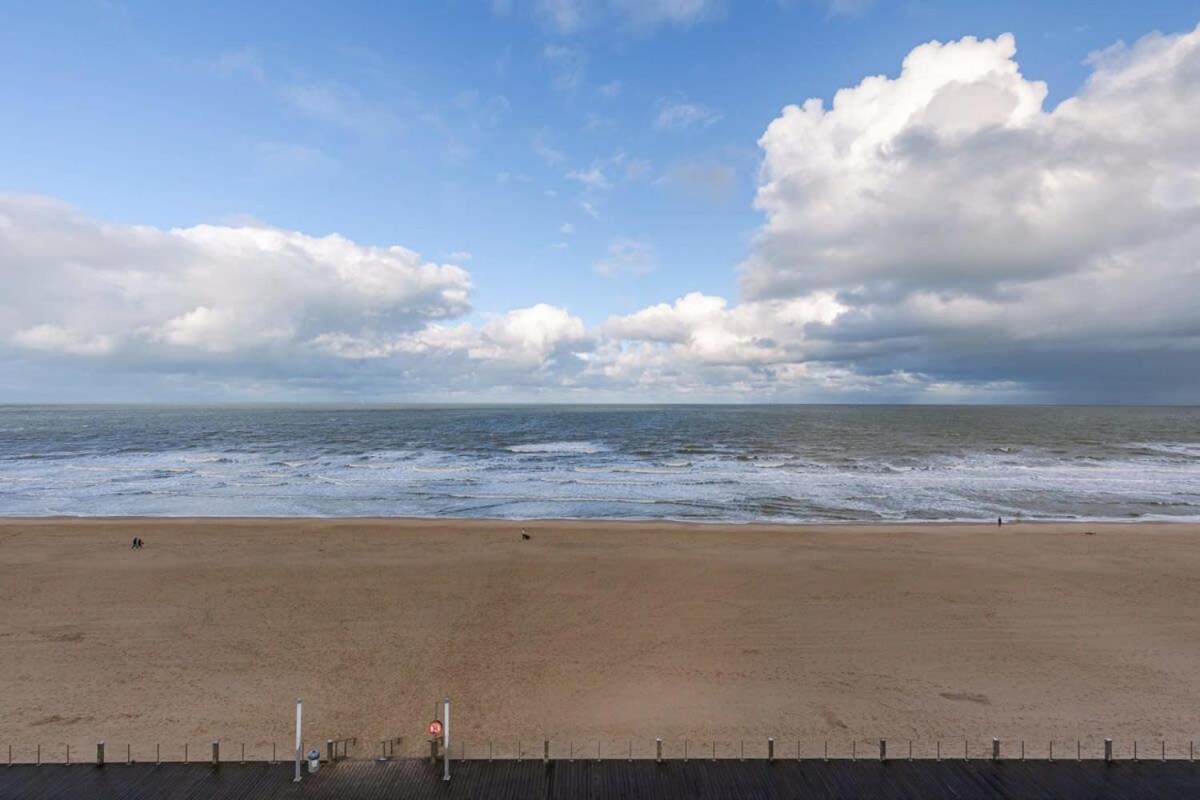 Huswell - Beautiful seaview apartment with private garage