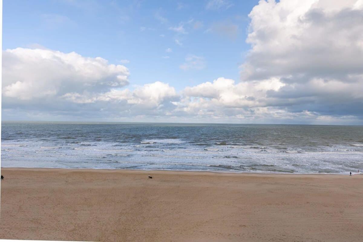 Huswell - Beautiful seaview apartment with private garage
