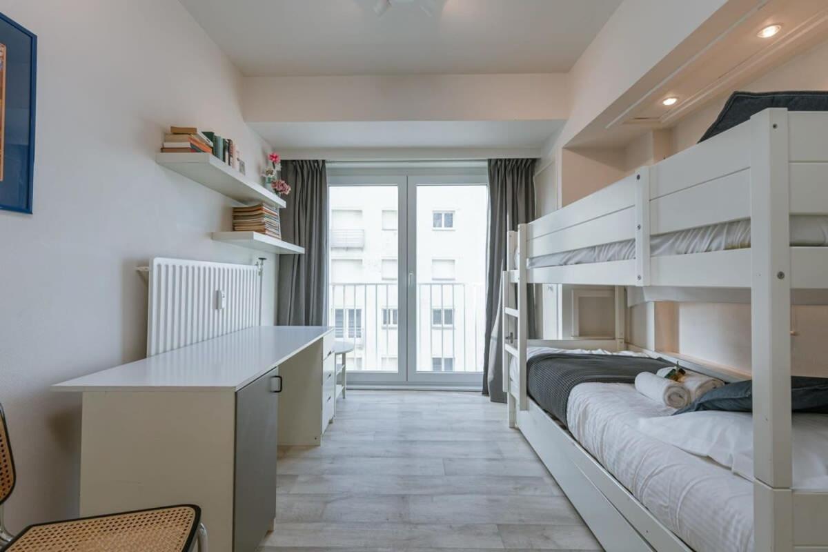 Huswell - Beautiful seaview apartment with private garage