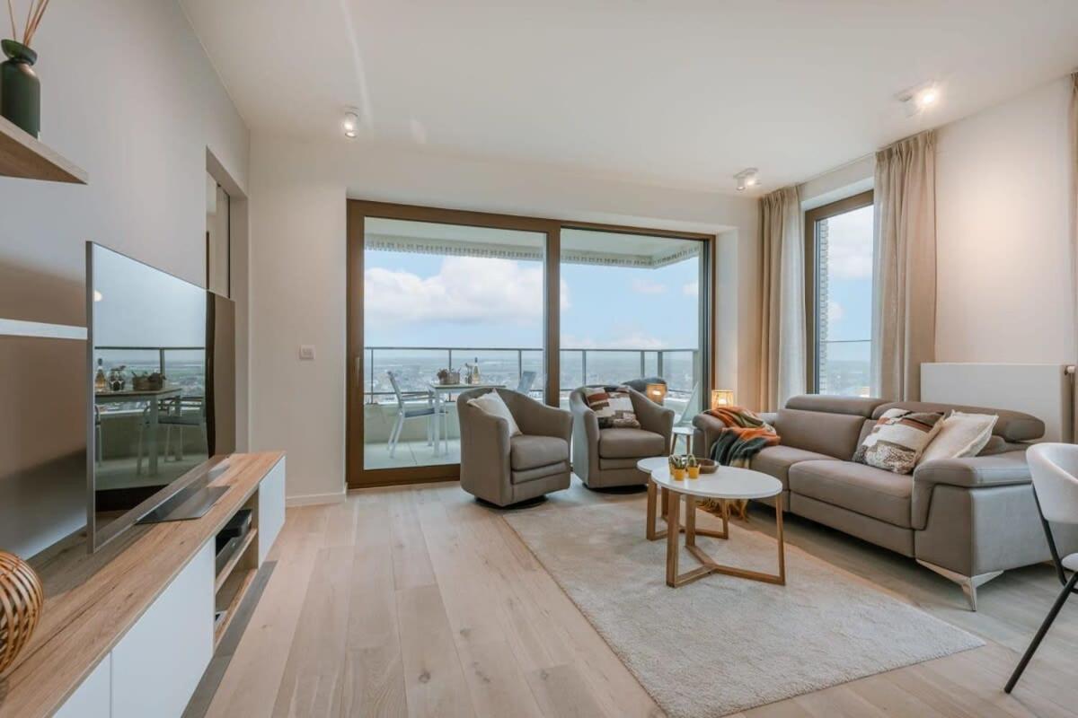 Huswell - Apartment with fantastic view, terrace and parking