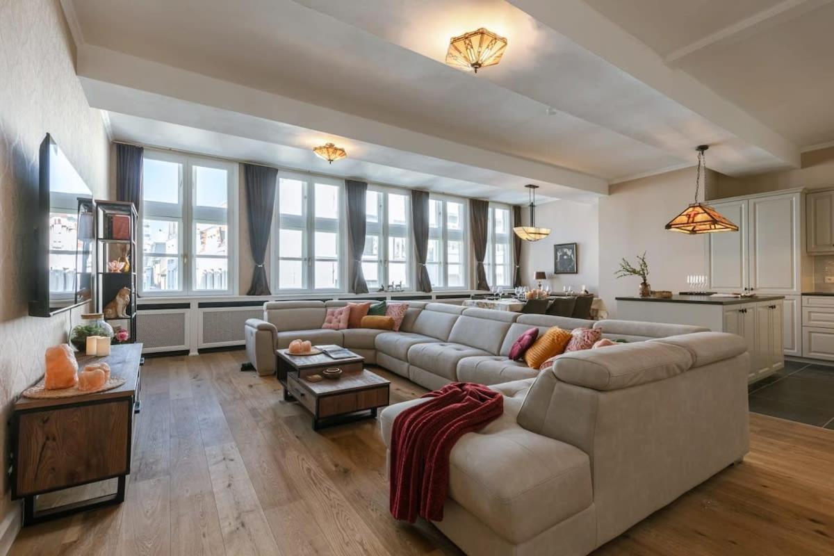 Authentic apartment in the historic center of Antwerp