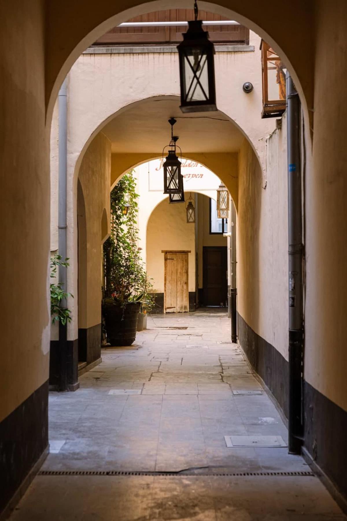 Authentic apartment in the historic center of Antwerp