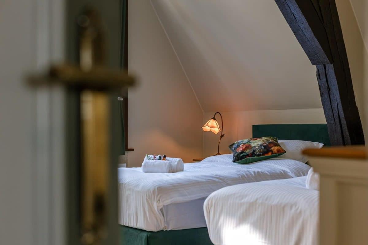 Authentic apartment in the historic center of Antwerp