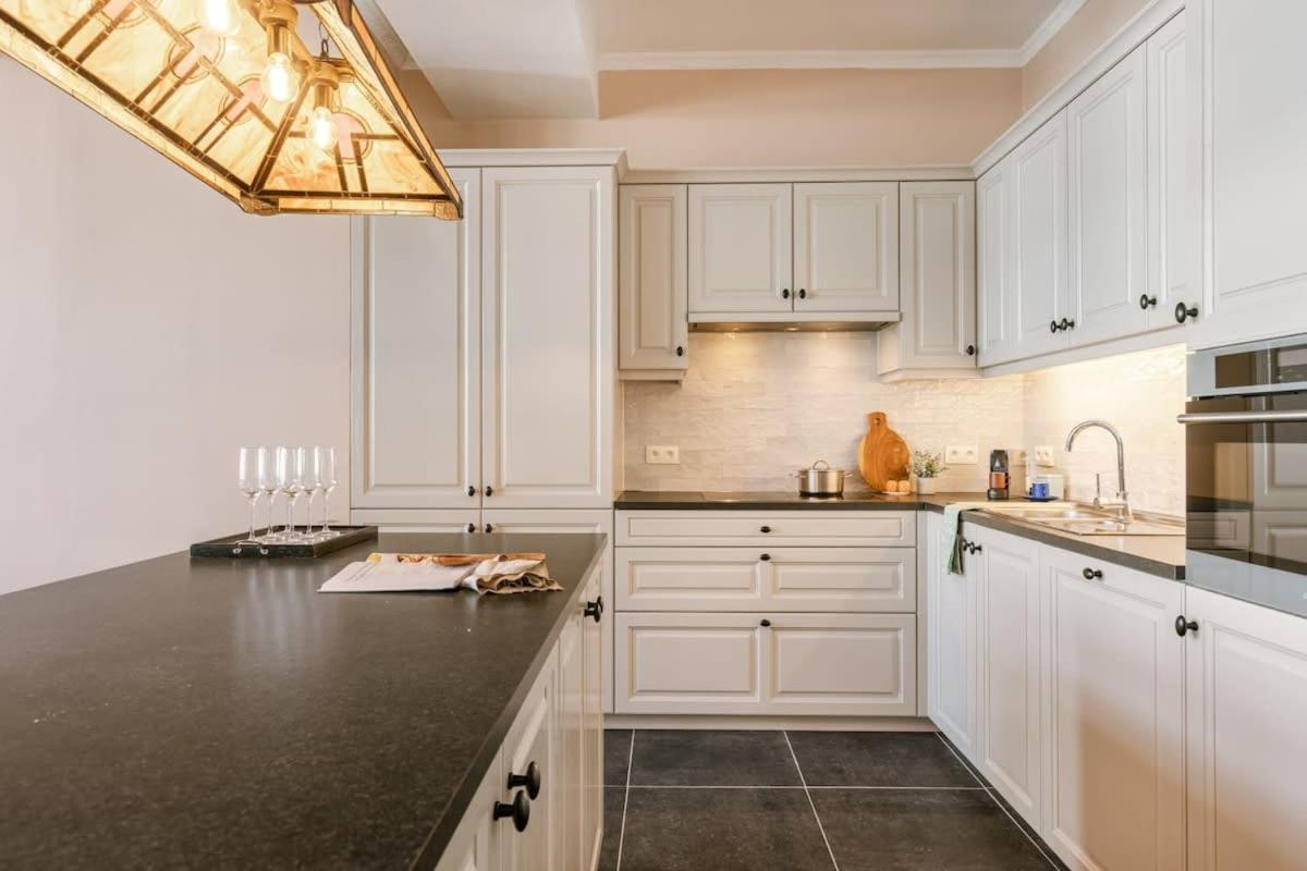 Authentic apartment in the historic center of Antwerp