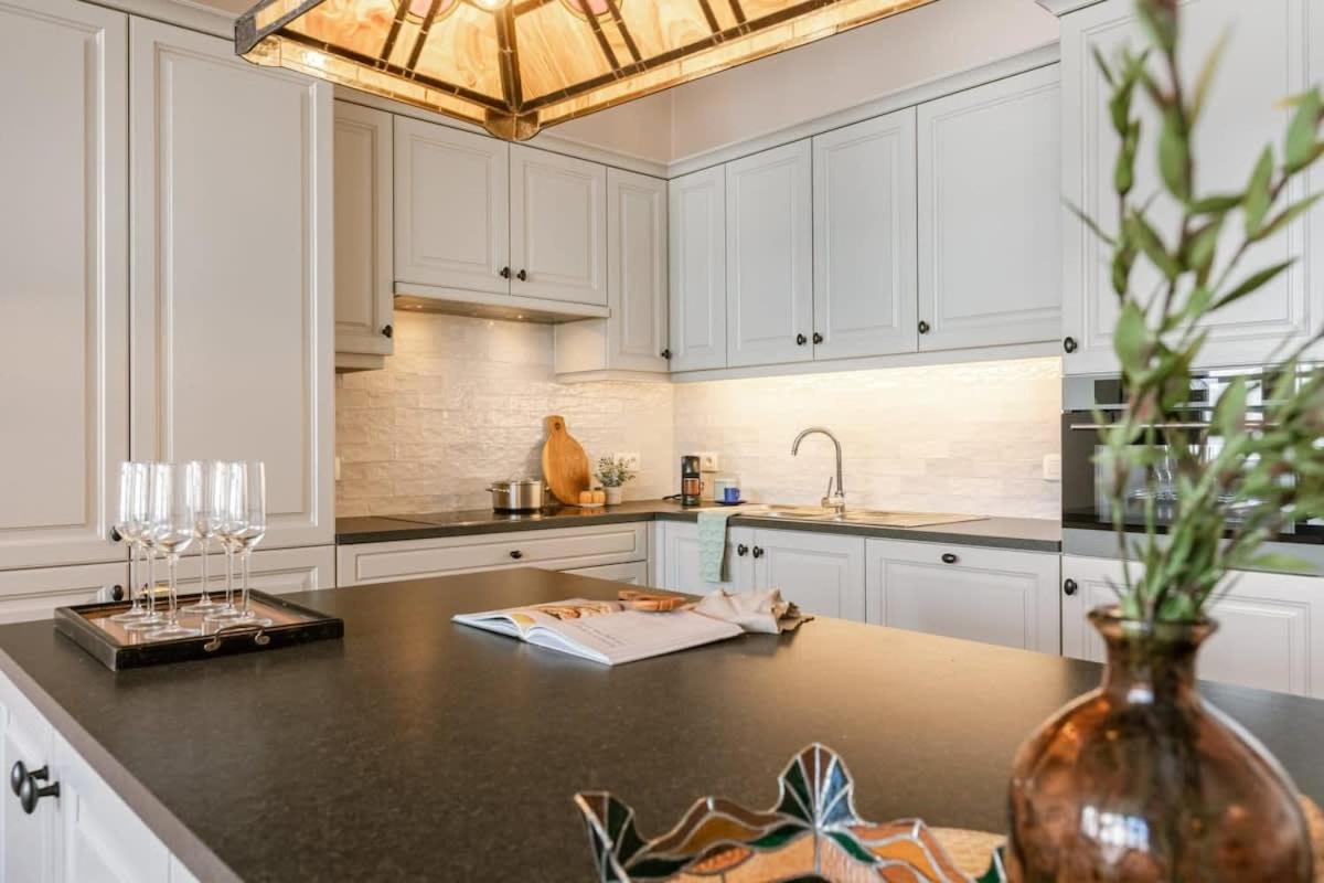 Authentic apartment in the historic center of Antwerp