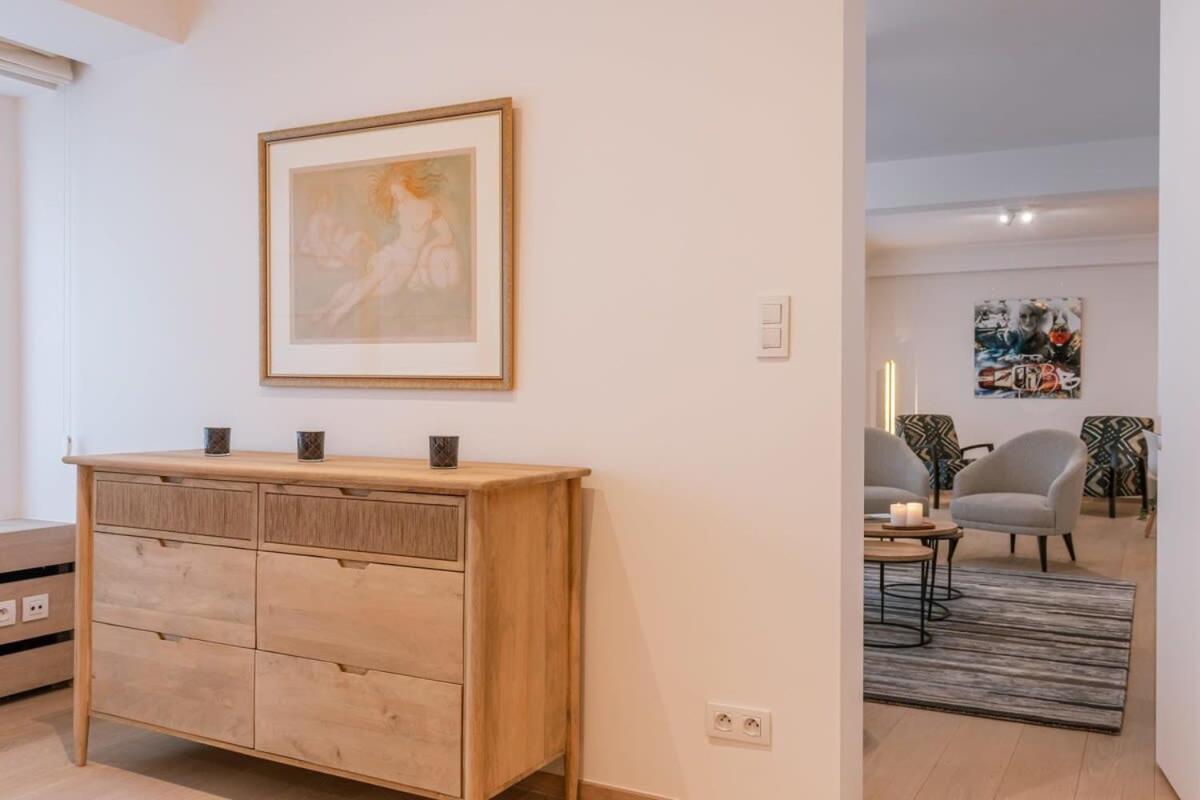 Spacious apartment with parking on prime location
